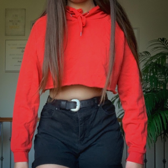 Orange cropped hoodie - Picture 2 of 2